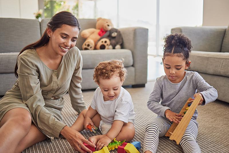 nounou garde d'enfant à domicile